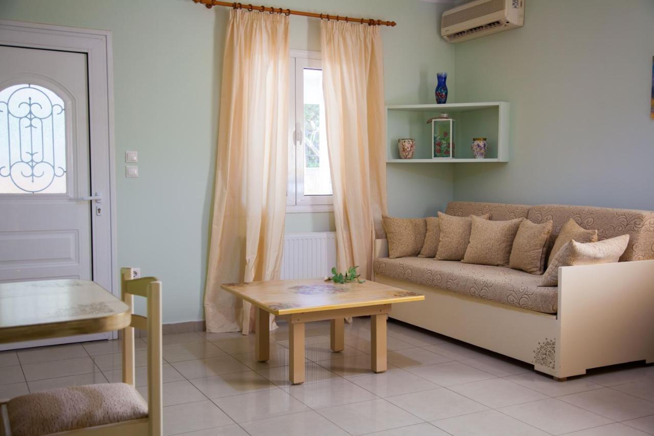 La Casa D'Estate Villa Lakithra ภายนอก รูปภาพ